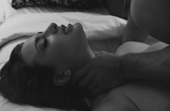 i-want-spankings:  Mmm hand on the throat…