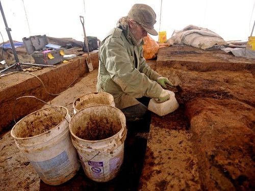 Mall construction unearths American Indian mound