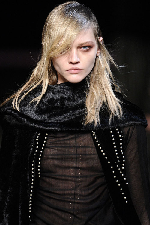 larastonestits: Alexander Wang, Fall 2010