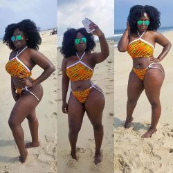 fckyeahprettyafricans:  Ghanaian🌍👑 Kente bikini by herself Ig sheilababi  