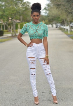 ecstasymodels:HARPER WHITE DENIM DESTROYED HIGH-WAIST SKINNY JEANS Chic Couture 