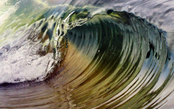 septemberism94:  awkwardsituationist:  deb morris specializes in photographing tiny waves - three to thirty centimeters high - breaking on the coast near her home in new south wales. “my ‘waveart’ is my photographic passion,” she explains. rather