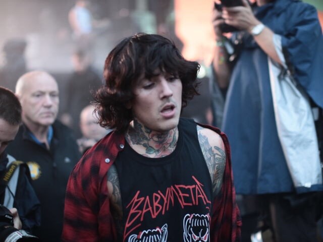 oli-sykes-is-god:  -oli sykes blog- 