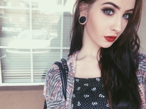 oceansandalleys:  💀