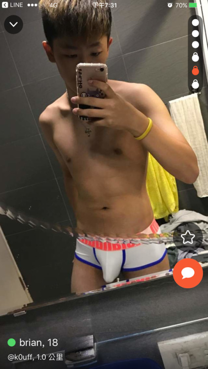 upupyourbb:流著湯汁的屌