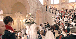 benafflecks:Filmed entirely in a single take. Russian Ark was filmed in the Winter Palace of the Rus