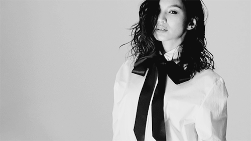 bevioletskies:Gemma Chan for Esquire Singapore: Behind the scenes