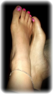 barefootlover:  Have plenty more… just email me…. Wifessexyfeet@hotmail.com 
