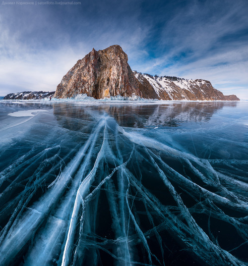 mrcloudphotography:  source | 1 | 2 | 3 | 4 | 5 | 6 | 7 | MY TUMBLR BLOG | Lake Baikal, Russia. The only place I’d consider watching ice melt :P 