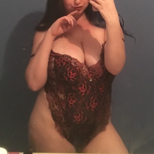 Sex bloatedbbygirl:Vintage 90s lingerie is the pictures