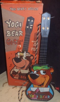 vintagetoyarchive:  MATTEL: 1959 YOGI BEAR Ge-Tar Music Box Guitar