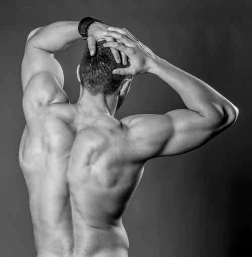 adonisarchive:  Nikolay Cholakov by Paul van der Linde 