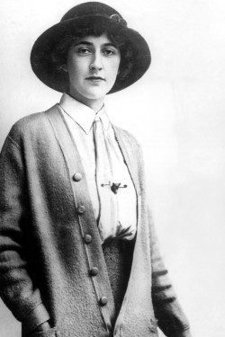 federer7:  1912 - Writer Agatha Christie at the age of 22, wearing a shirt, tie and cardiganPhoto by Rex Features