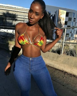 ionlypostfire:  antisellout:  realbriamyles  One of the most beautiful black queens ever! ❤️✊🏿 🍫  GORGEOUS CHOCOLATE GIRL!