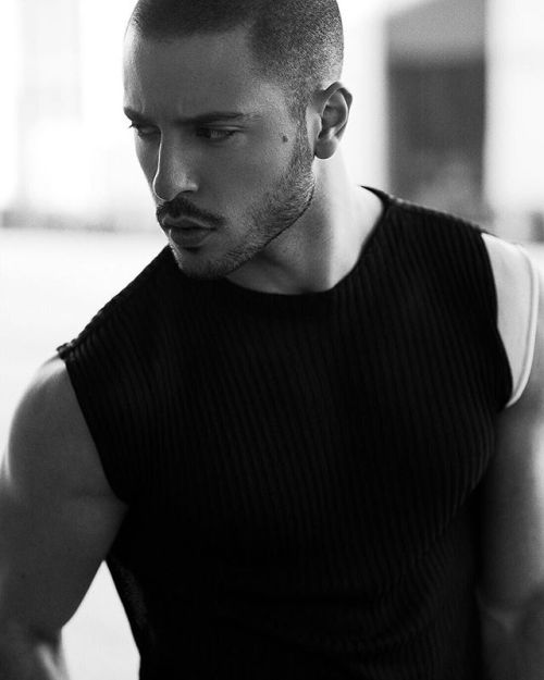 gaymadridboy:  Giuseppe Giofrè