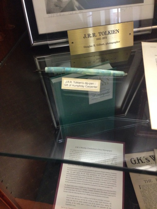 f-ili:joyfullycatholic:The Tolkien nerd is me is TOTALLY geeked that I got to see the desk where JRR