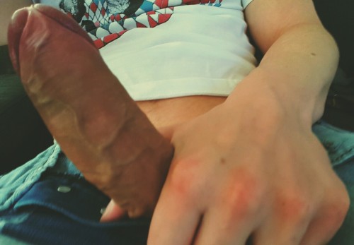 yourlittlepwny: Veins cumandforeskinlover.tumblr.com
