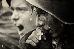 coolhistoricalphotos:  Russian soldiers preparing for the Battle of Kursk, July 1943 