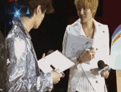  wu yi fine vs. ben ben (d.o’s luhan’s chen’s vers.)   
