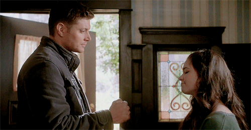 jensenackles-daily: Endless gifs of Dean Winchester  [42/∞]  ↳ 8x18 -  Freaks and Geeks