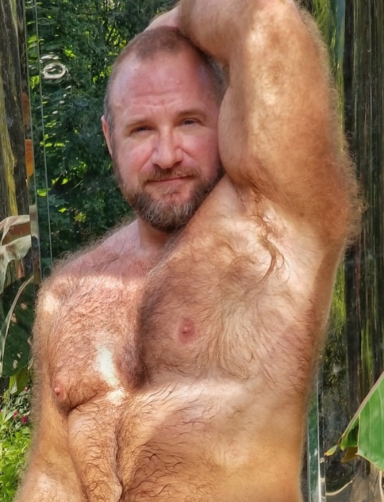 boatinrob: Full Fur Friday! Now with crazy chrome lighting & bonus undermoob sweat 