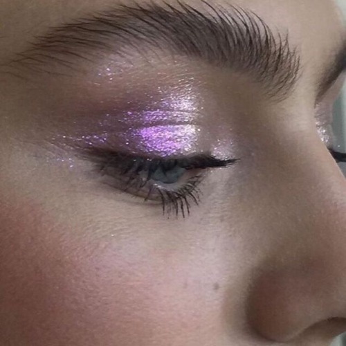 miss-mandy-m:Makeup Mondays:Iridescent violet