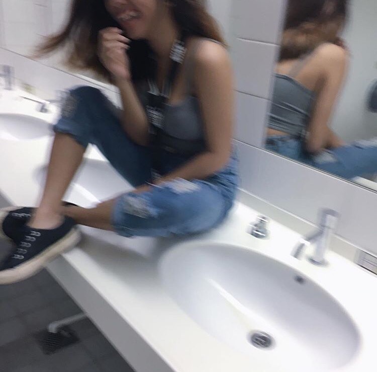 smellmyfarts:  I wonder what material is her top made of. I hope it’s Girlfriend