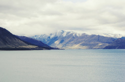timefliestoday:  Lake Hawea, New Zealand by 8rueCaffarelli on Flickr. 
