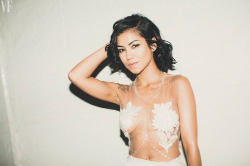 spiel-it:  Jhene Aiko Coachella 2014 photo credit: Catie Laffoon