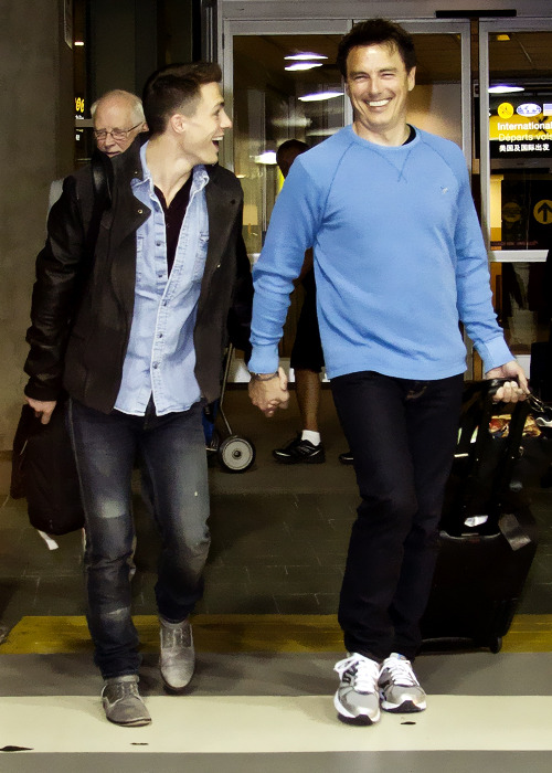 zainclaw:  Colton Haynes and John Barrowman (x)