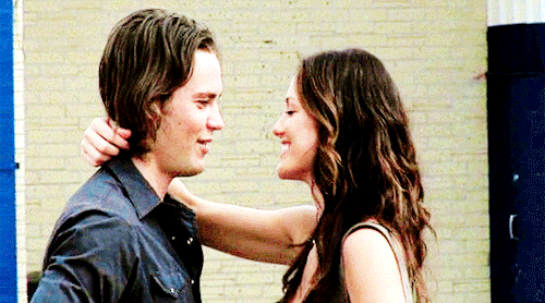forbescaroline:melissa’s very long list of favorite ships (in order of ship name) tim riggins and ly