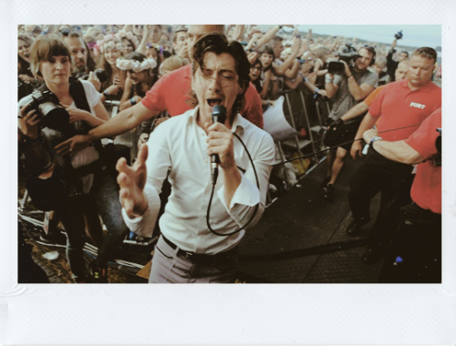 yourgirlcarmen:Alex Turner // Open’er Festival (June 29, 2016)