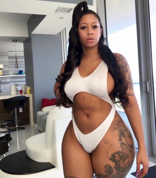 bishopstrump:  IG@iamblondee#iamblondee