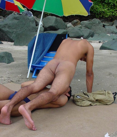 angelnocturnolatino:  Summer time!! 
