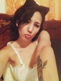 pervertedmermaid:  I was asked to make the kissy face. I have trouble doing it without being a dork about it