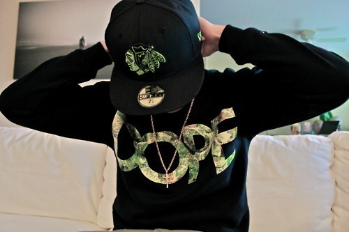 shelovestheswagg:  shelovestheswagg Follow my TUMBLR for more posts like this. 