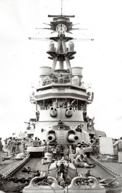 bmashine:  The battleship Minas Gerais, 1942