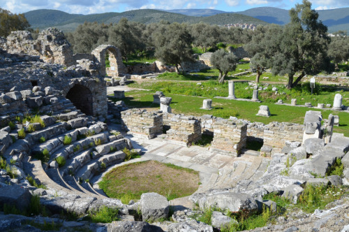 ahencyclopedia:10 HIDDEN ANCIENT TREASURES IN CARIA, TURKEY: LOCATED at the crossroads of many 