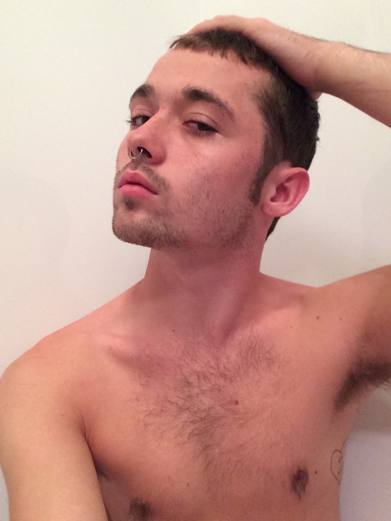 colbucci:  owlvampire:  ew  Lmao so I noticed that’s your self promo, so like I’m
