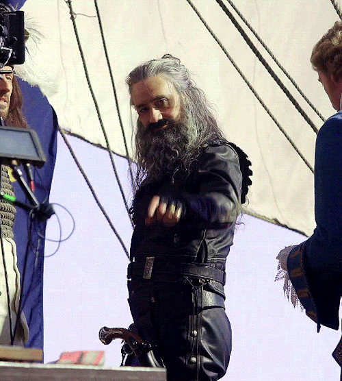 captain-flint: Taika Waititi behind the scenes of Our Flag Means Death
