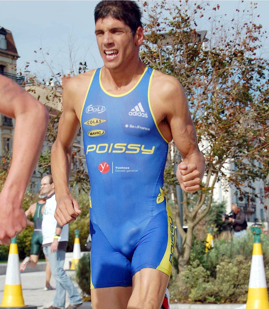 mysportyboy2:  Follow the Hottest sportsmen!….http://mysportyboy2.tumblr.com