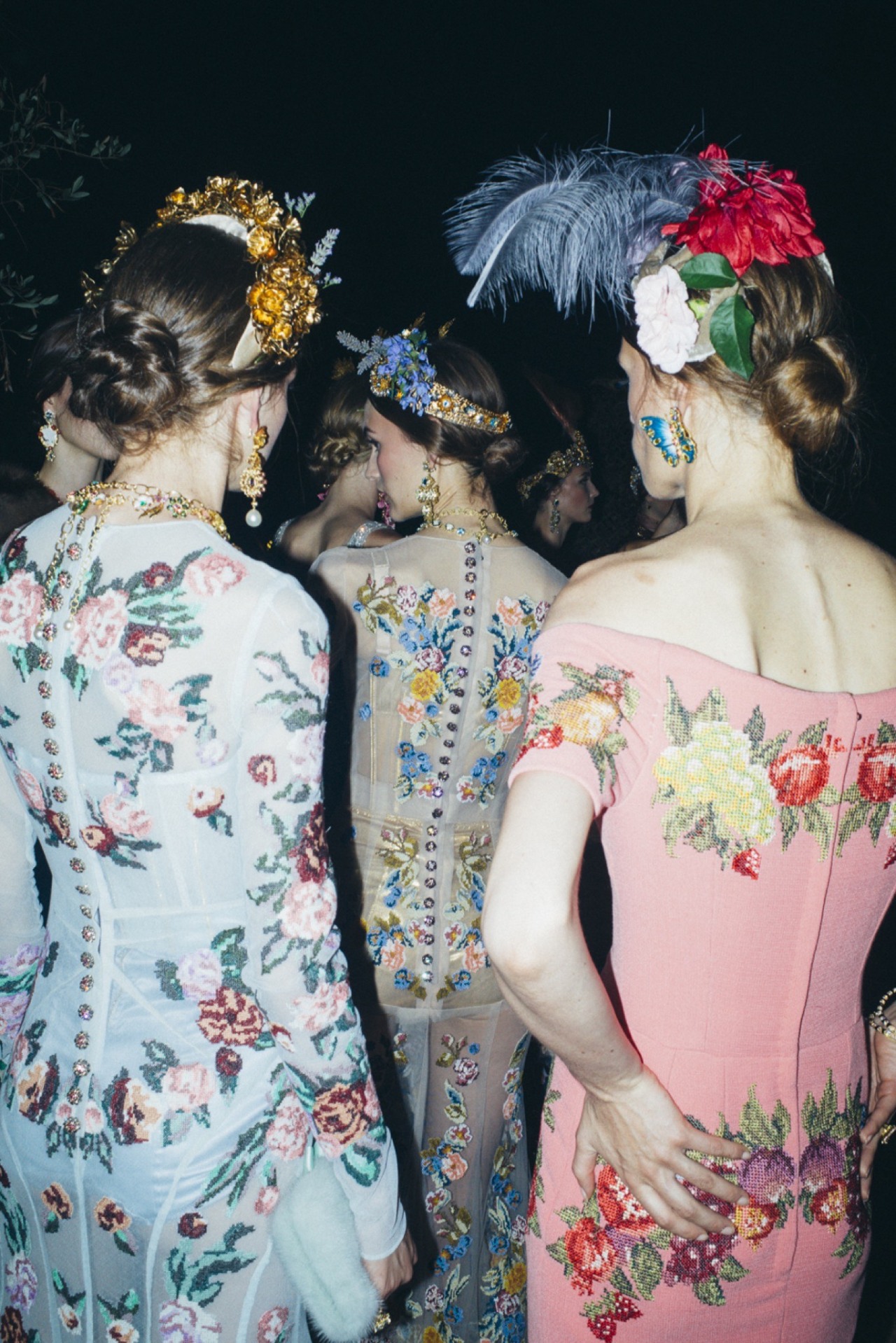 i-nsouciante:  Guido Palau’s Couture Photo Diary Backstage at Dolce &amp; Gabbana
