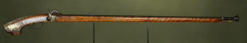 Incredible 19th century Japanese Tenagashima percussion musket.