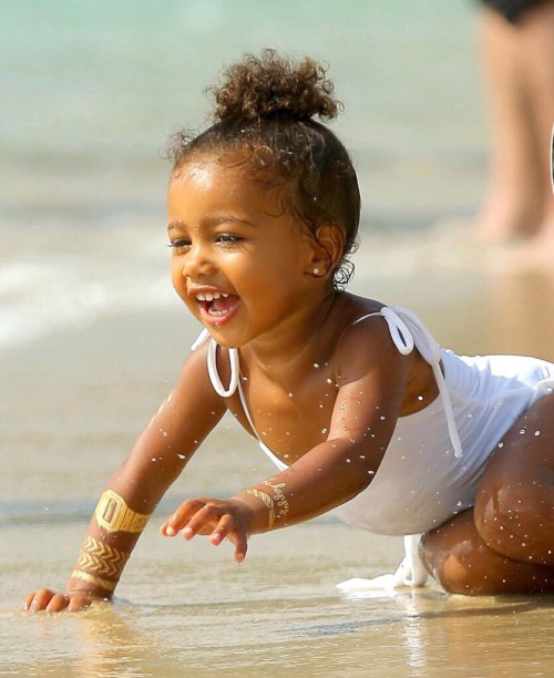 northwestdaily:  North at the beach in St.Barts