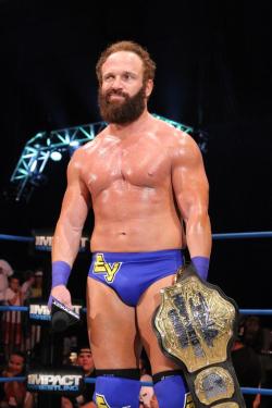 cuddlycorey:  Eric Young. Love the ring gear!