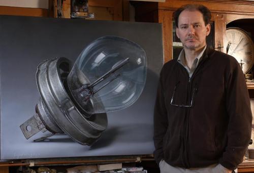 crossconnectmag:  Hyperrealistic Paintings by Gioacchino Passini   Gioacchino Passini born 1956 in Fanano (Modena) is an Italian painter and violinist. He hald is first one-man exhibition in his hometown, when he was 17. Over time, he continued to exhibit