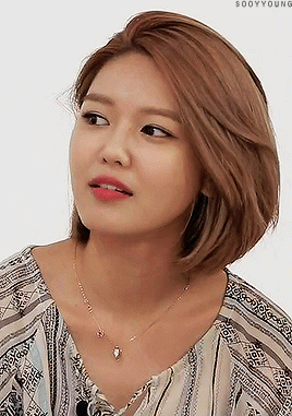 sooyyoung:  this is what happens when it’s mentioned that the winning prize is food 