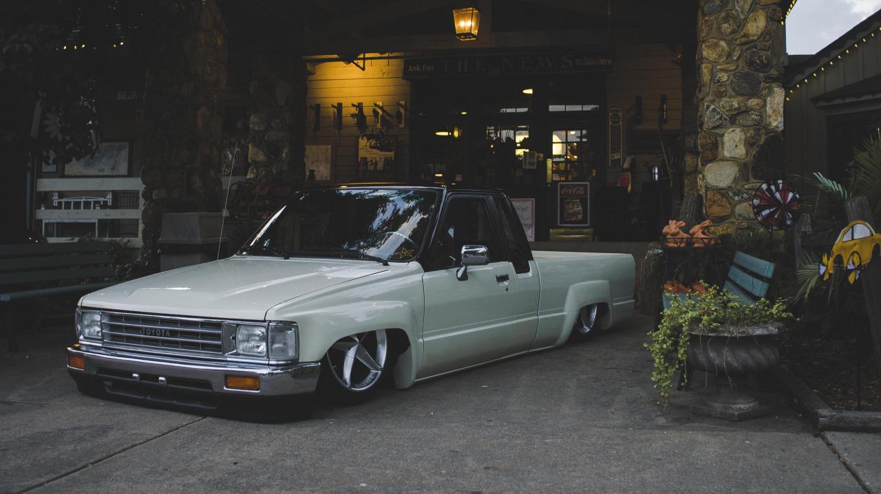 hansleatherman:  Zane Stokes 1985 Toyota Pick Up Mini Truck