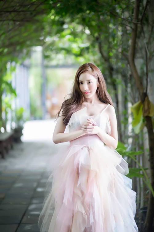 Shemales, TGirls & Ladyboys