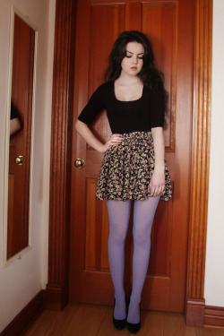 just-tights:  Just-Tights BlogJust-High Heels Blog 